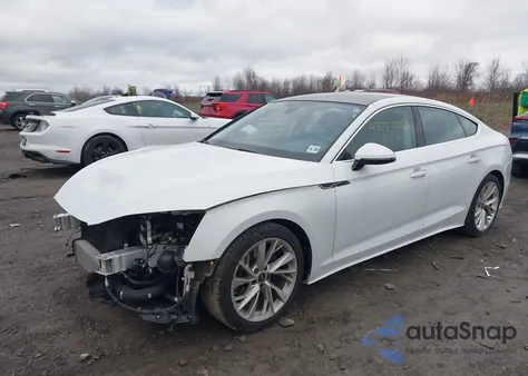 2021 Audi A5 Sportback Premium Plus 40 Tfsi Quattro S Tronic z USA, uszkodzony, nr VIN WAUCBCF57MA037930